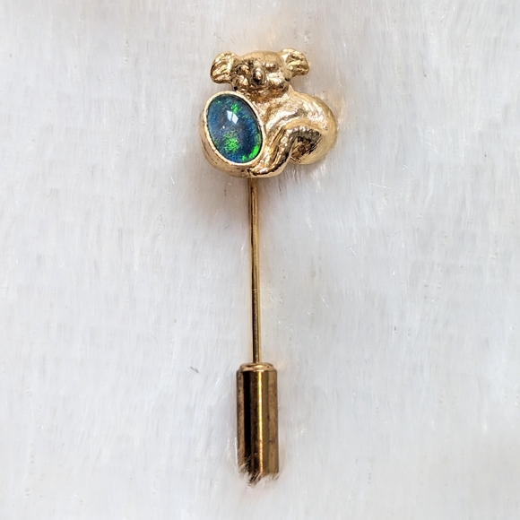 Vintage Jewelry - Koala Black Opal Gold Stick Pin Brooch
